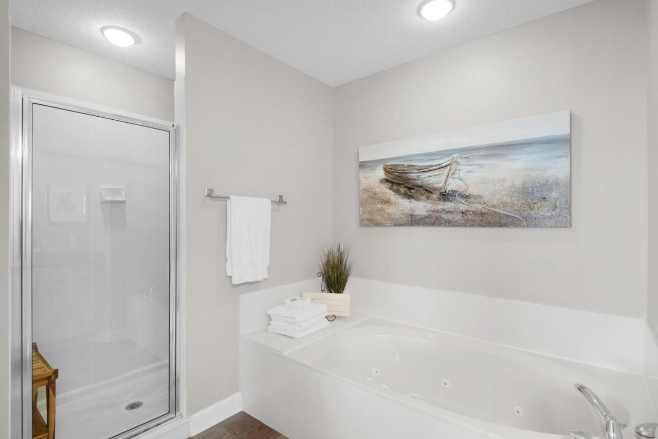 Grandview East 1601 - Azure Paradise Apartment *