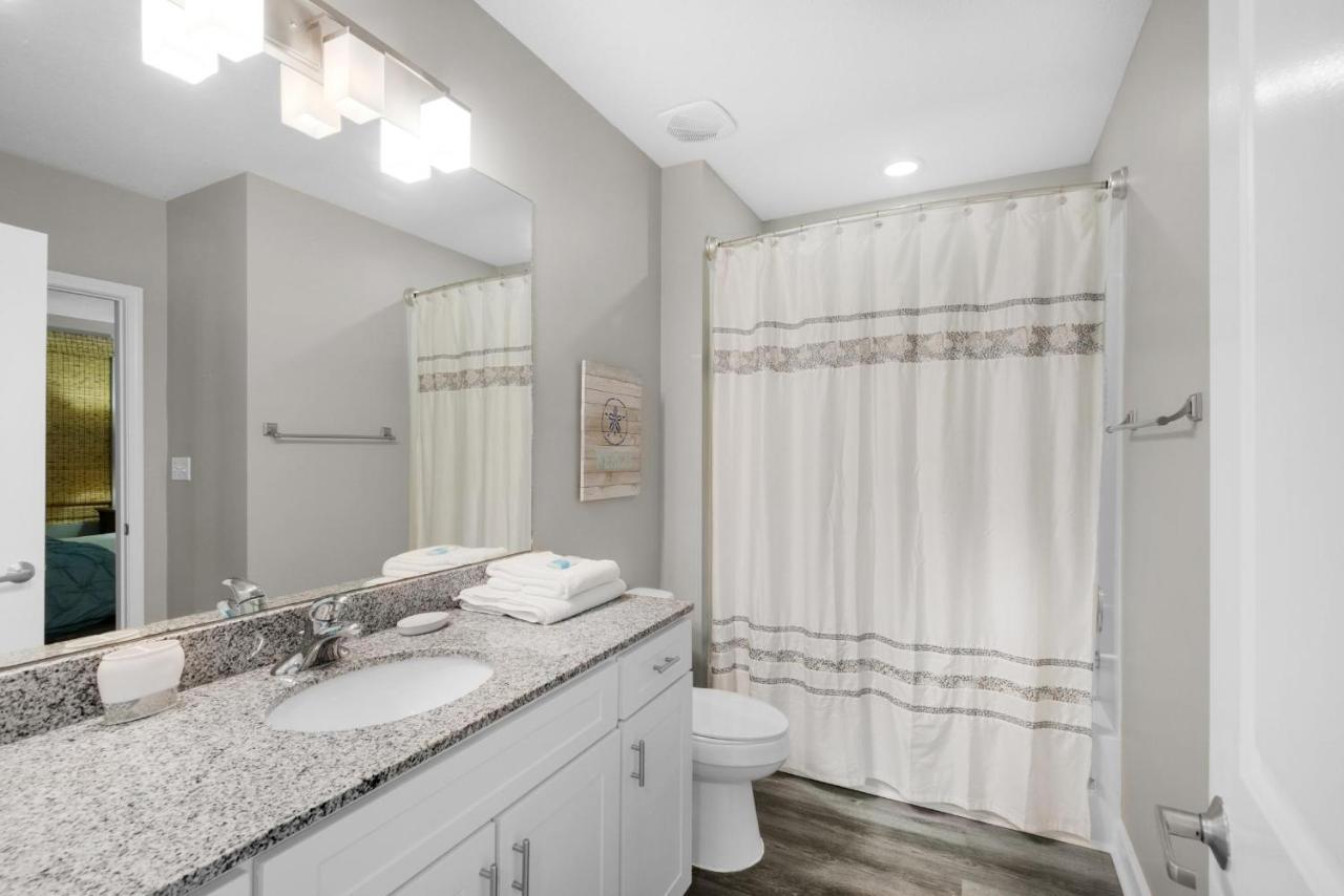 Grandview East 1601 - Azure Paradise Apartment *